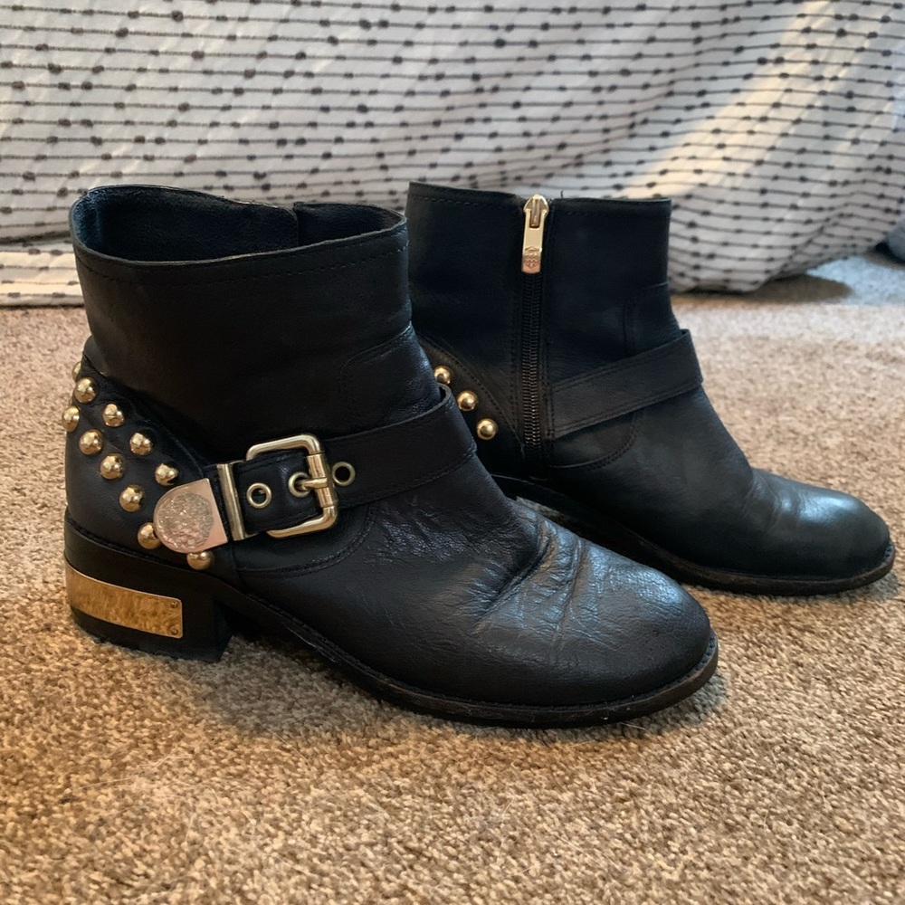 Vince Camuto “Windetta” moto boot